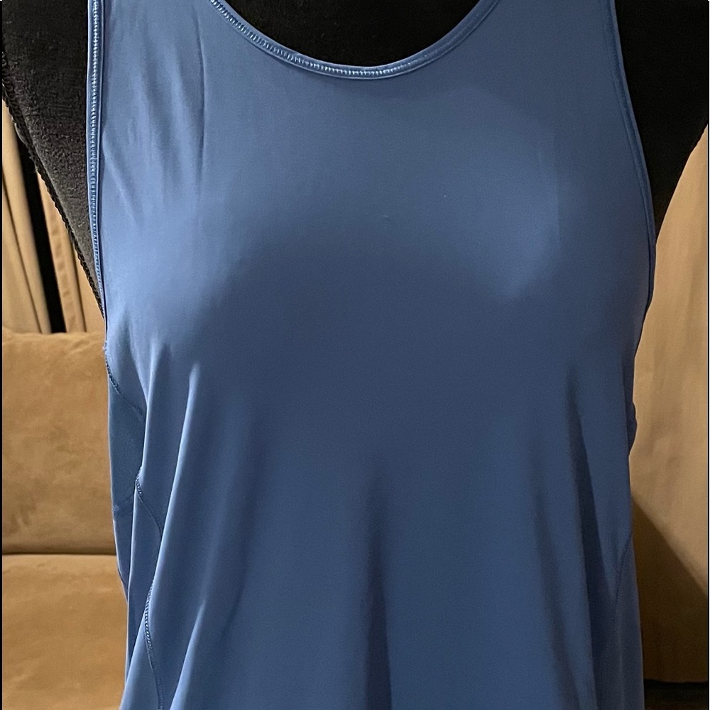 Lululemon workout tank style top